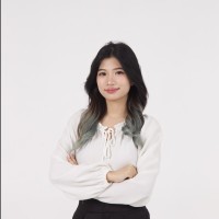 Cầm Nguyễn Email