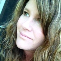 Kari Huth Email & Phone Number