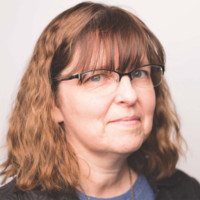 Zoie Holzknecht Email & Phone Number