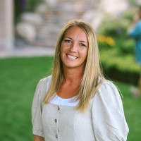Shaylee McReynolds Email & Phone Number