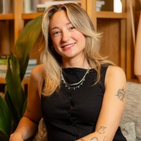 Projects Employee Alana Harris's profile photo