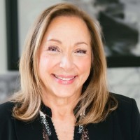Compass Employee Vikki Evans's profile photo