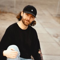 Tom Valk Email