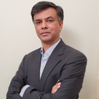 Vineet Kumar Email & Phone Number