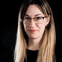 Anja Sturm Email