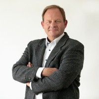 Lothar Hövelmann Email