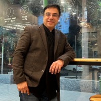 Email e telefono di Saurabh Bhatia