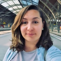 Mayara MacHado Email