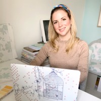 Laura Finn Email