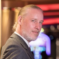 Mikael Carlsson Email