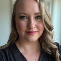 LandCentral.com Employee Tristen Loeb's profile photo