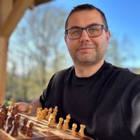Marcin Wydra Email