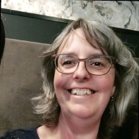 Yvonne Konings Email