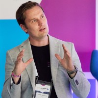 Prof. Dr. Eike Permin Email