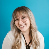 Bleuoutremer Employee Roxanne Bibeau's profile photo