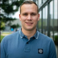 Lloyd van Bekhoven Email