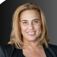 Mirella Robinson Email & Phone Number