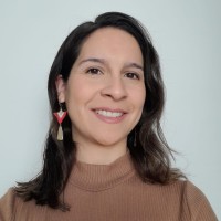 Constanza Vera Email