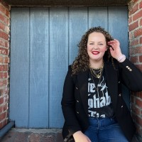 Zoë Decker Email