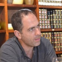 Uriel Pavlov Email