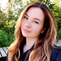 Olena Shkrebela Email