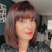 Manuloc Employee Elodie Picque's profile photo