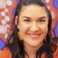 Sasha Houthuysen Email