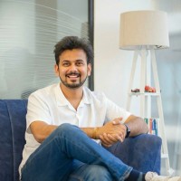 Email e telefono di Ajinkya Dhariya