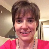 zPaper Employee Beth Turner's profile photo