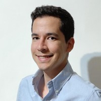 Luis Corral Email