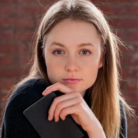 Alice Fox Email