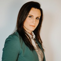 Jennifer Russell Email & Phone Number