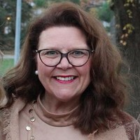 Pauline Henne Email & Phone Number