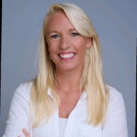 Suzanne Meeuwenoord Email