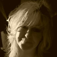 Elja Beumer Email