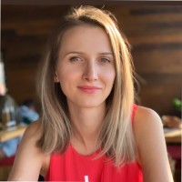 Roxana Salanta Email