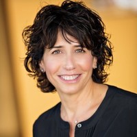 Hypothesis Group Employee Sarah Stone's profile photo