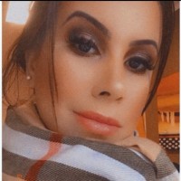 Ana Ávila Email