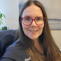 KMS Tools & Equipment Employee Laura Kuboniwa's profile photo