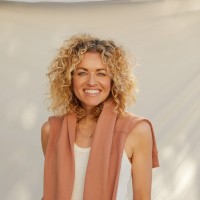 Iva Pawling Email & Phone Number