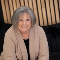 Anne Smith Email
