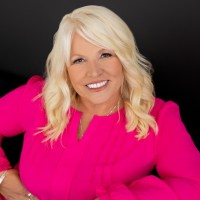 Houck Transit Advertising Employee Amy Newton's profile photo