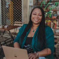 Makey Makey Employee Simone Jennings's profile photo