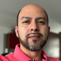 Jose Guzmán Romero Email