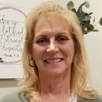 Women's Resource Center Employee Linda Logsdon's profile photo