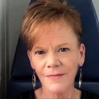 Lisa Hernandez Email