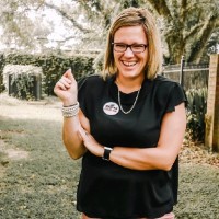 Bonnie Comeaux Email & Phone Number