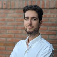 Tomas Vergniaud Email