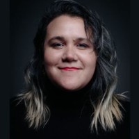Ligia Esis Email