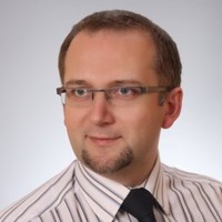 Łukasz Majewski Email